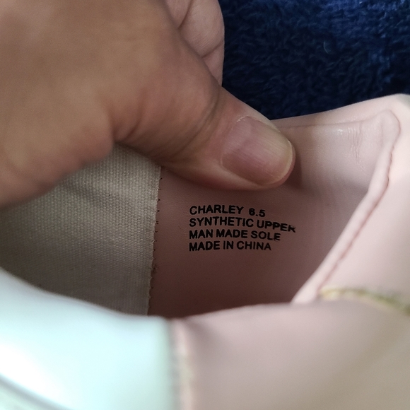 Sporty Bebe Sport Sneakers - Picture 4 of 10